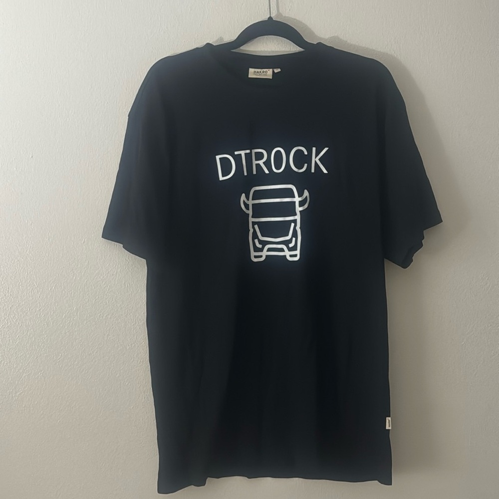 HAKRO HÄLT.SEIT 1969 Essentials t-shirt‎  new but no tag size X large